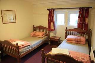 Хостелы Kinlay House Dublin Дублин Двухместный номер с 2 отдельными кроватями и собственной ванной комнатой-5